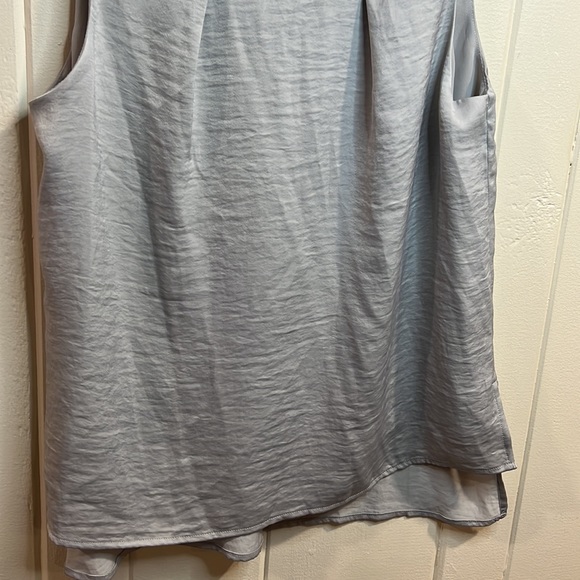 41 Hawthorn Light Grey Silky Lined Sleeveless Shirt - Picture 5 of 11